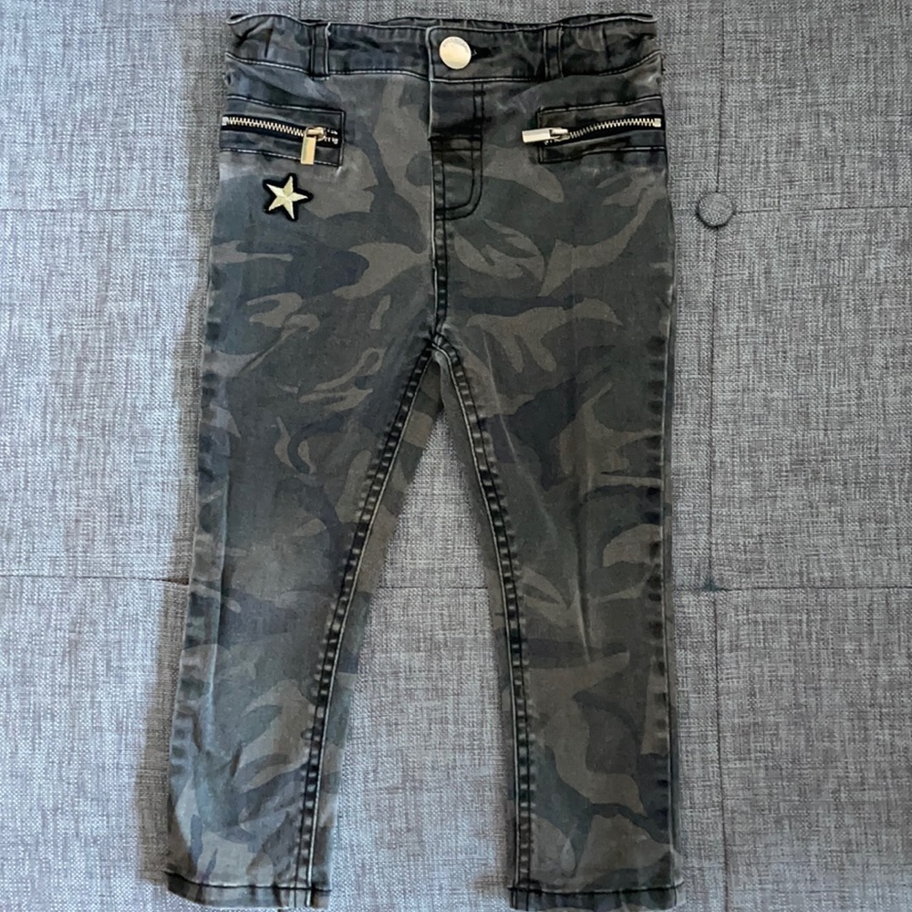 River Island mini camo capri jeans